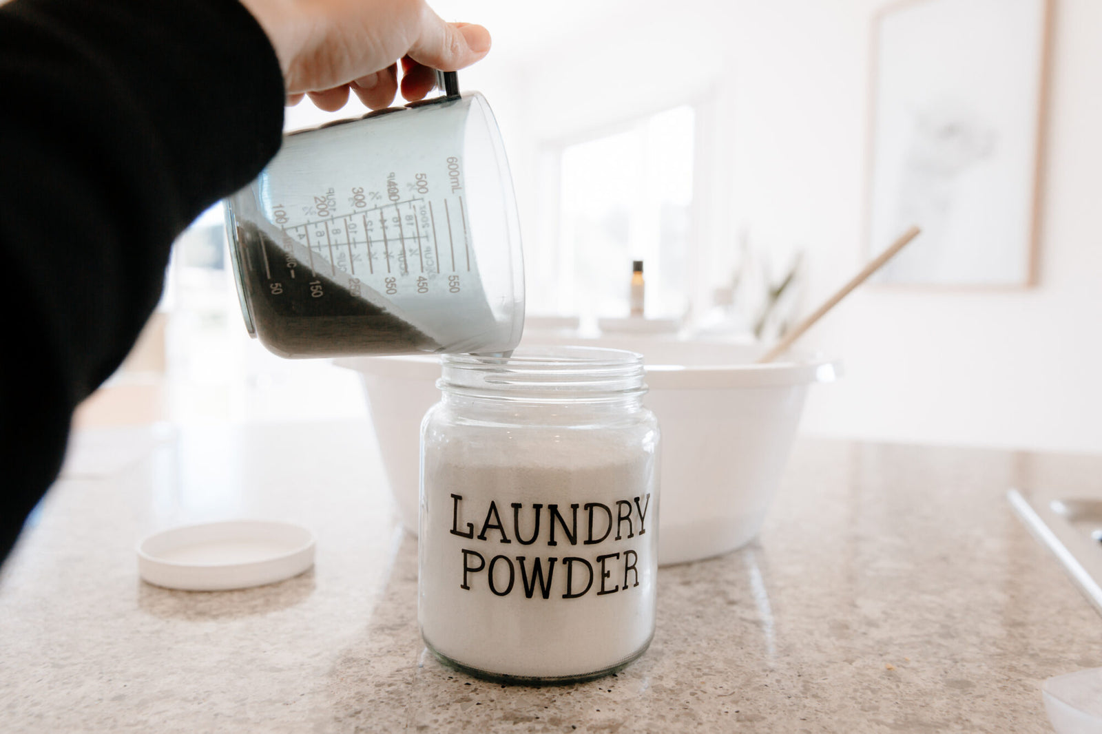 Easily remake your laundry powder and soaker with our replenishment pack