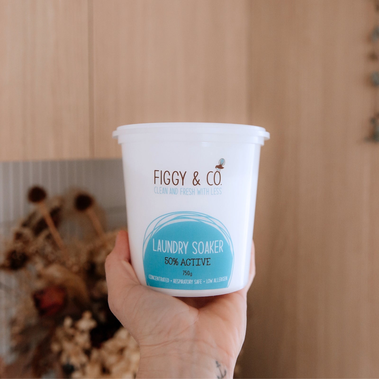 Figgy & Co laundry soaker is suitable for whites and coloured clothes and septic tank safe