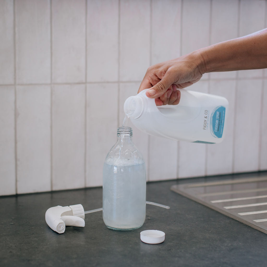 Glass trigger bottle