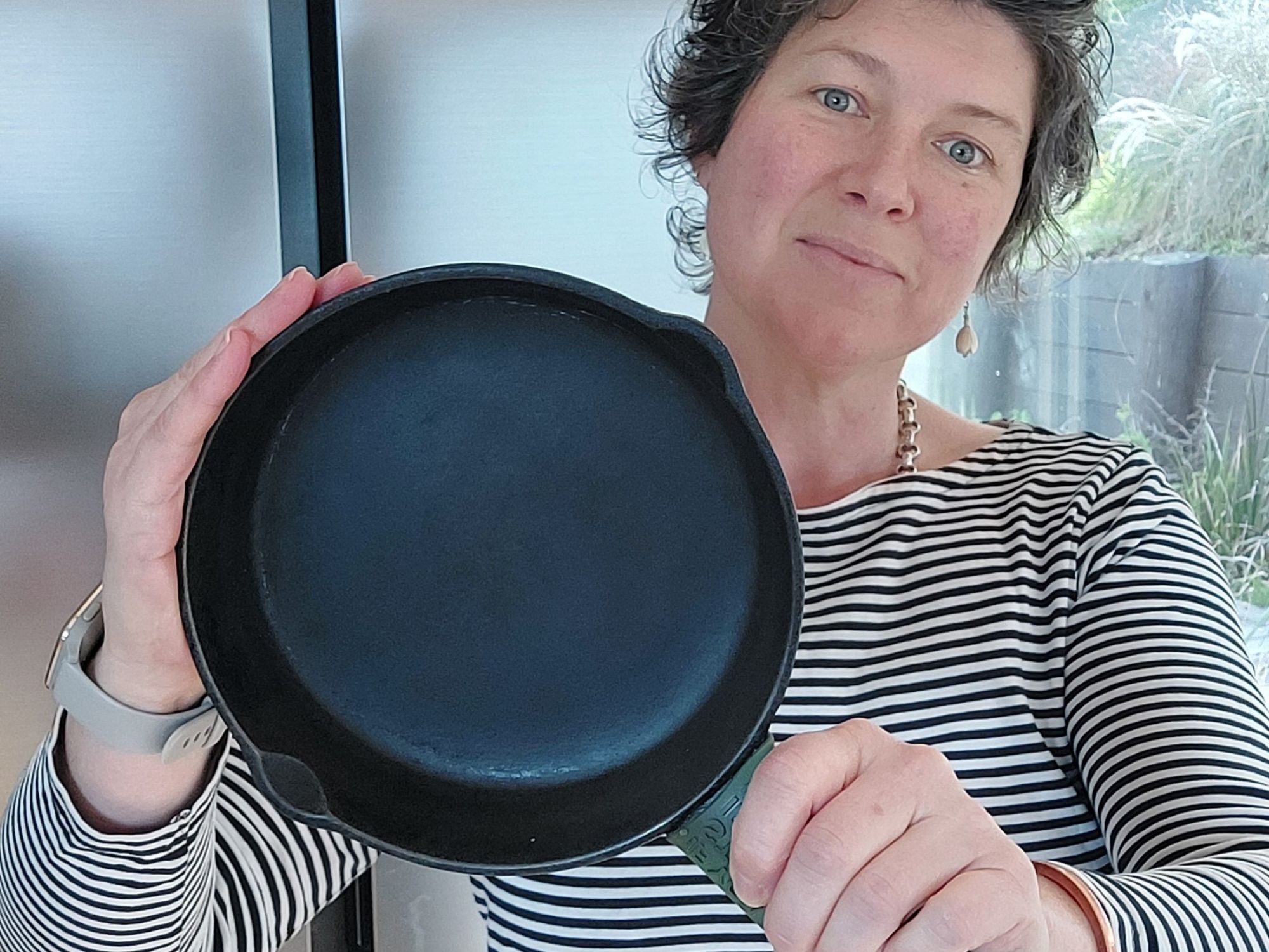 Cast iron pan care. Learn how to season and maintain your pan
