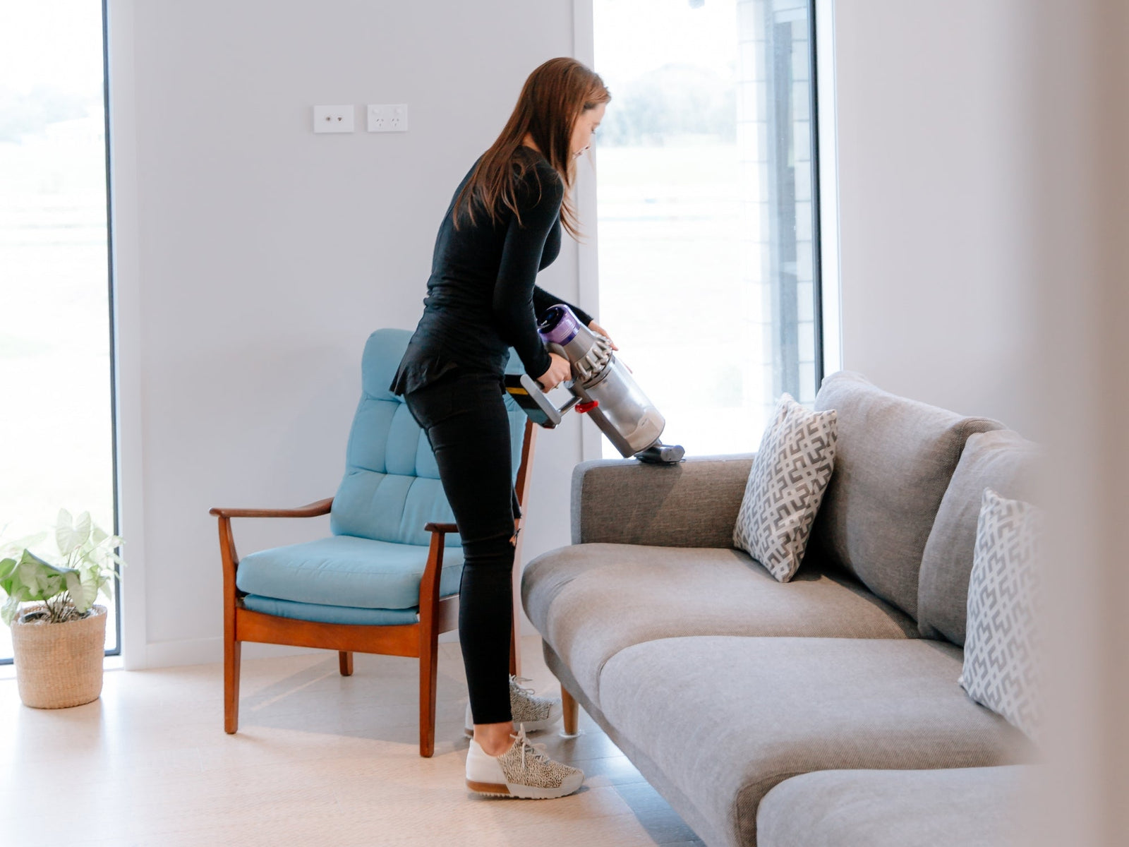 how to deep clean your couch and sofa with the Figgy cleaning guide