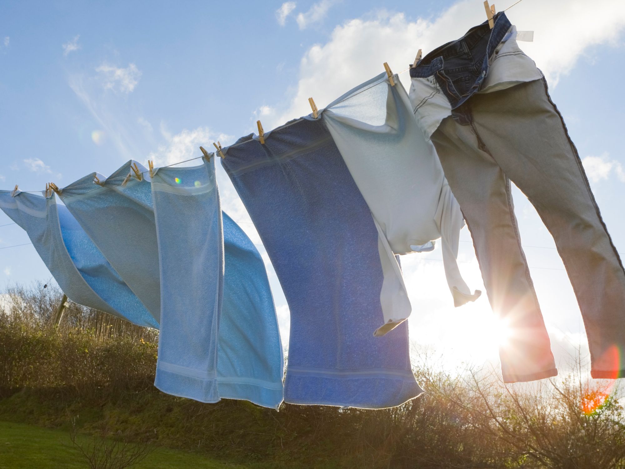 White vinegar versus fabric softener, which is best?