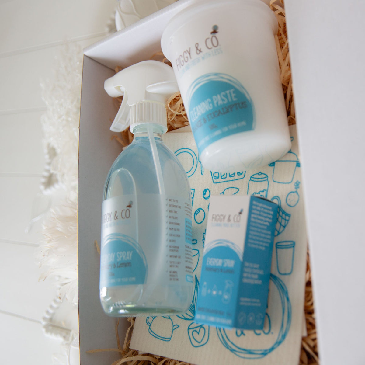 The Figgy and Co. Natural Cleaning Gift Pack with Everyday Spray, Cleaning Paste, Everyday Spray Refill and two Figgy eco cleaning cloths