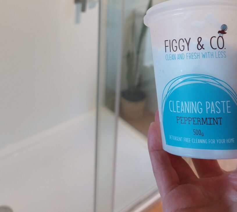 shower cleaning is easy with Figgy & Co. cleaning paste. cleans your bathroom and remove soap scum with easy. non-toxic bathroom cleaner