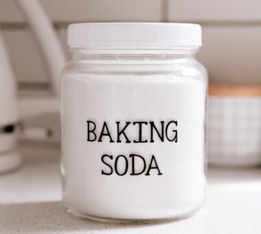 baking soda DIY cleaning products non toxic