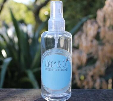 Figgy and Co glass spray bottle spritzer natural nontoxic eco green cleaners DIY nz